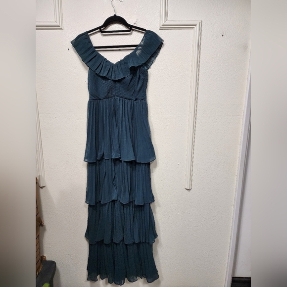 Lulus Always Remarkable Emerald Pleated Off-the-Shoulder Maxi Dress Wedding - Picture 6 of 8